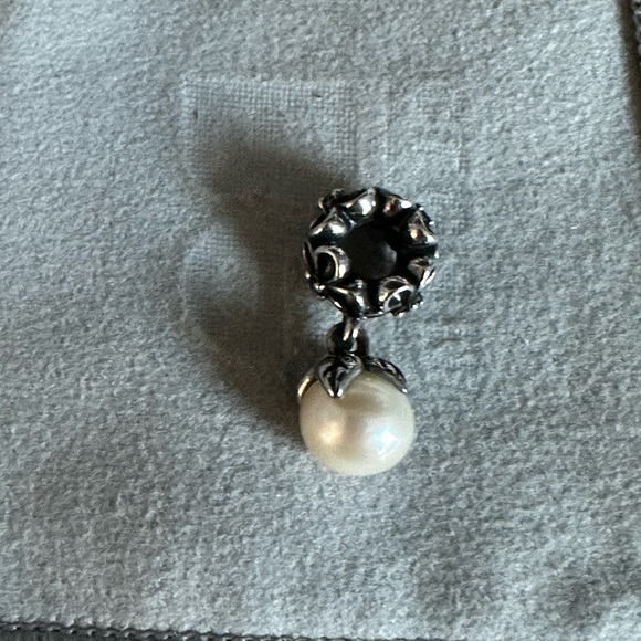 Pandora's Forever Bloom charm with pearl.  Retired. - Picture 6 of 6